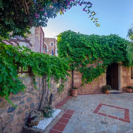 Villa Aretaki Astrátigos