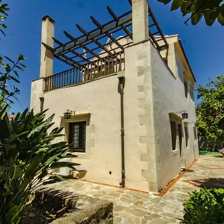 Aretaki Villa *