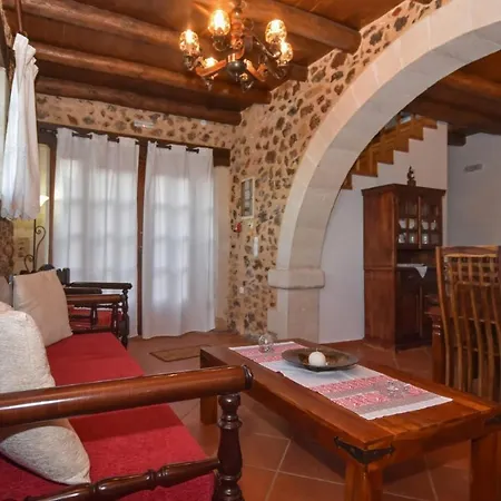 Villa Aretaki Astrátigos