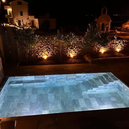 Villa Aretaki Astrátigos